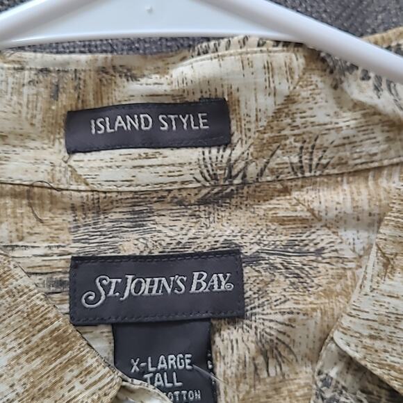 NWT St John's Bay Island Style‎ Tropical Button down shirt. Size XL Tall - Picture 5 of 6